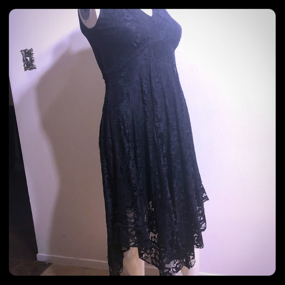 TAYLOR LACE HI-LO DRESS